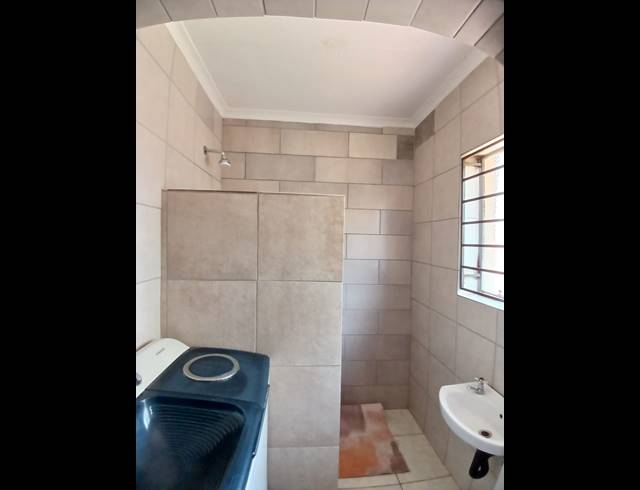 2 BEDROOM HOUSE FOR SALE IN SASOLBURG EXT 1